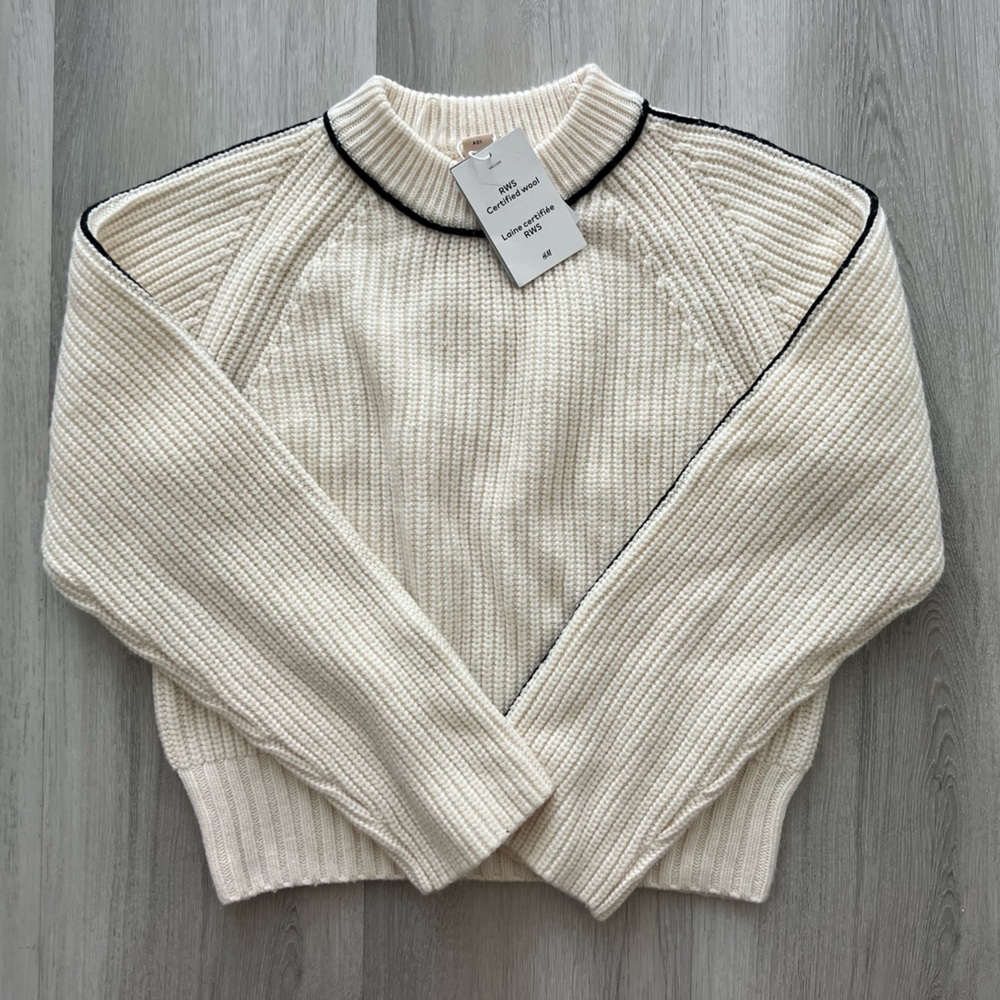 H&M Ribbed Cream Wool Sweater with black detail. Size XS.
